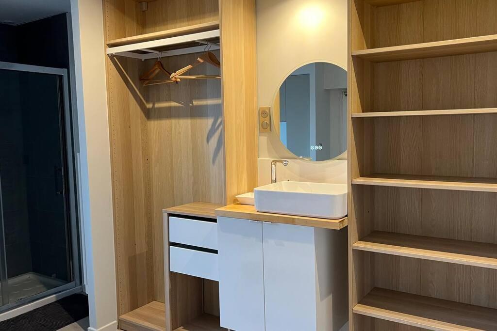 Studio Piscine Partagee Parking Securise Saint-Yrieix-sur-Charente Exterior foto