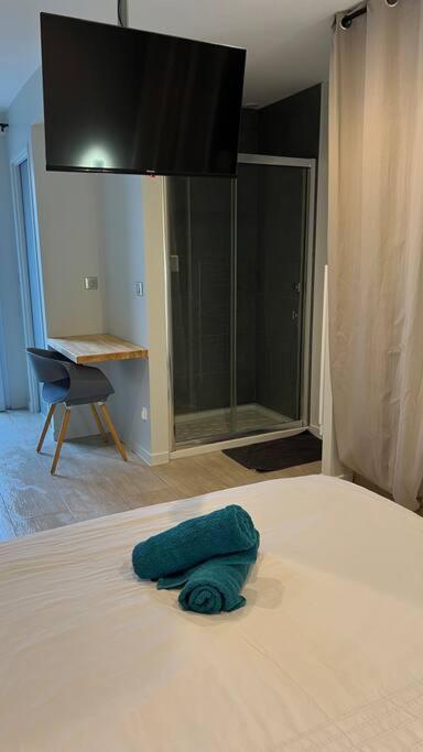 Studio Piscine Partagee Parking Securise Saint-Yrieix-sur-Charente Exterior foto